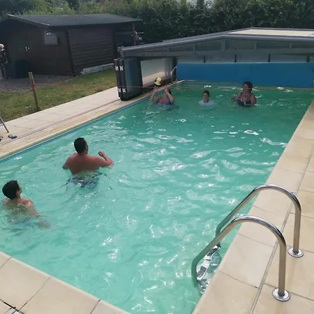 Coquet 2 Chambres, 2 Salles De Douches Avec Piscine, Lejlighed Namur