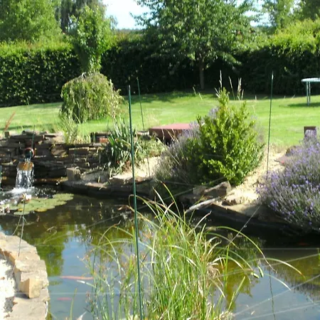 Coquet 2 Chambres, 2 Salles De Douches Avec Piscine, アパート ナミュール