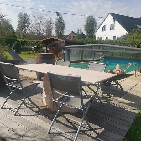 Coquet 2 Chambres, 2 Salles De Douches Avec Piscine, * Namur